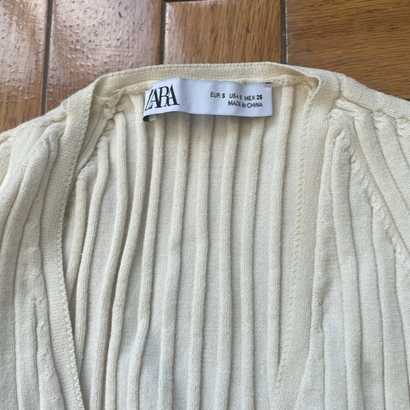 Zara cream knit top - Picture 2 of 2